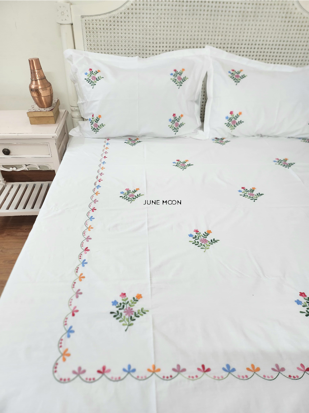 Katherine - Embroidered Bedsheet Set