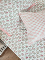 Load image into Gallery viewer, Nikhaar - Block Printed Bedsheet Set