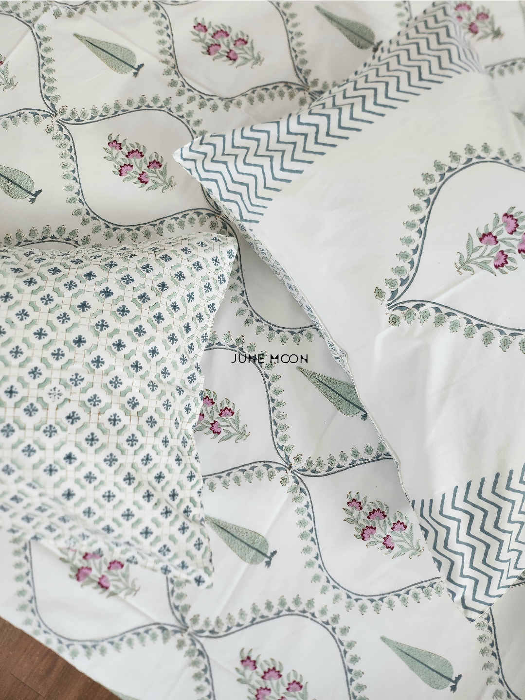 Pearl Poetry - Block Printed Bedsheet Set