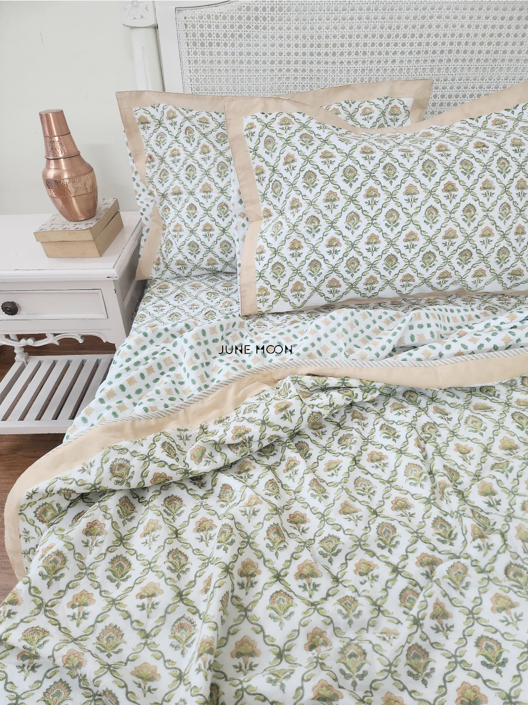 Albeli - Set of Dohar & Bedsheet