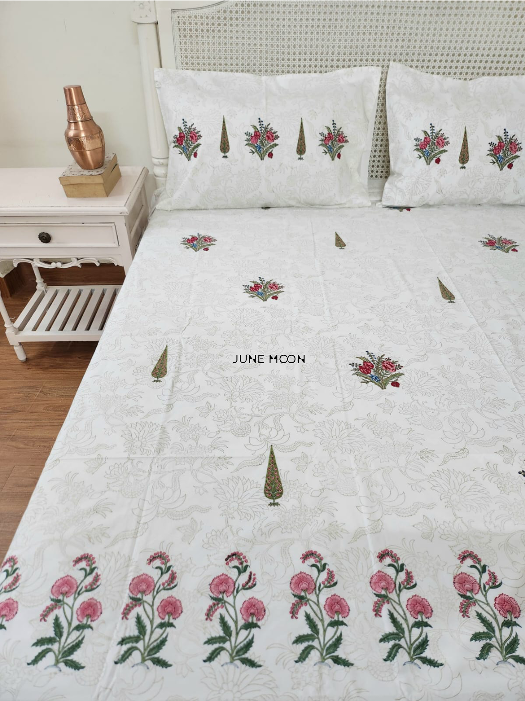 Sureeli - Block Printed Bedsheet Set