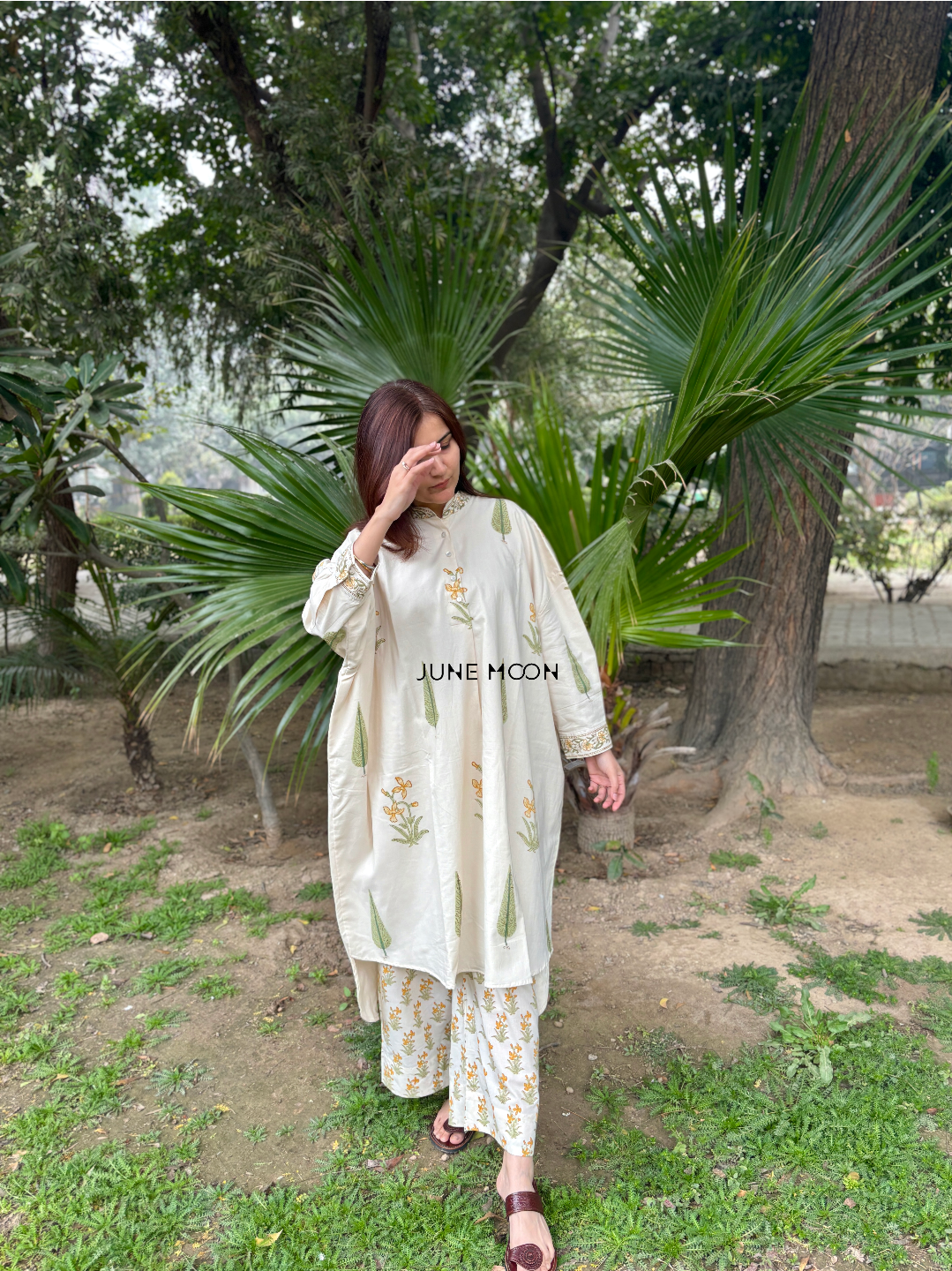 Inner Glow - Boxy Fit High Low Lined Kurta Set (Kurta & Pants)