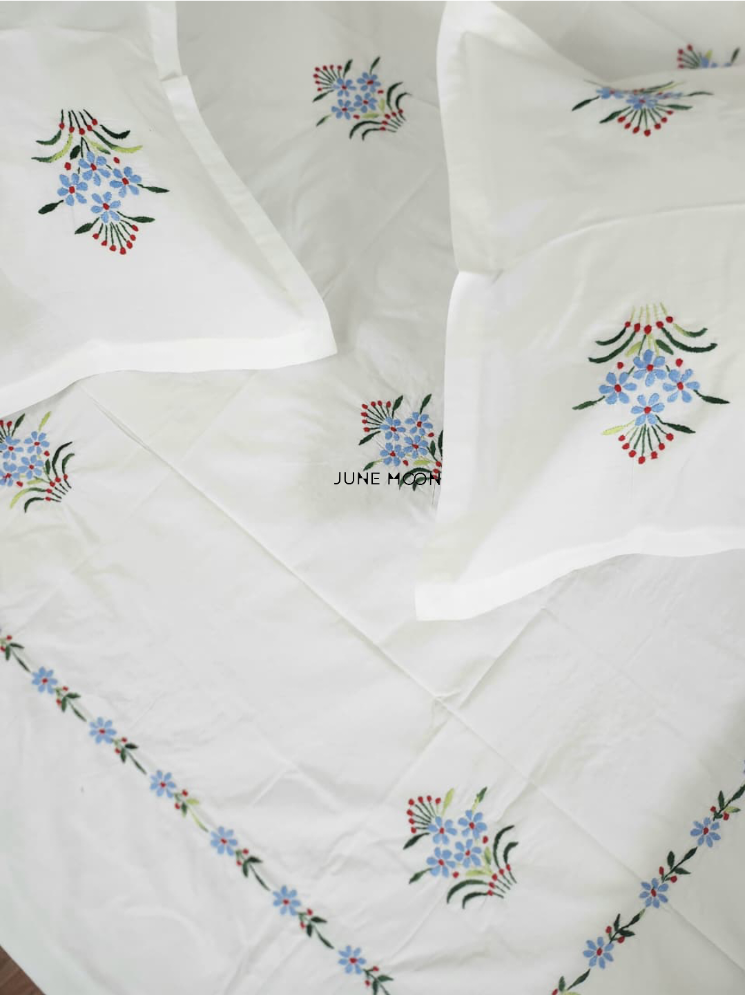 Edith - Embroidered Bedsheet Set