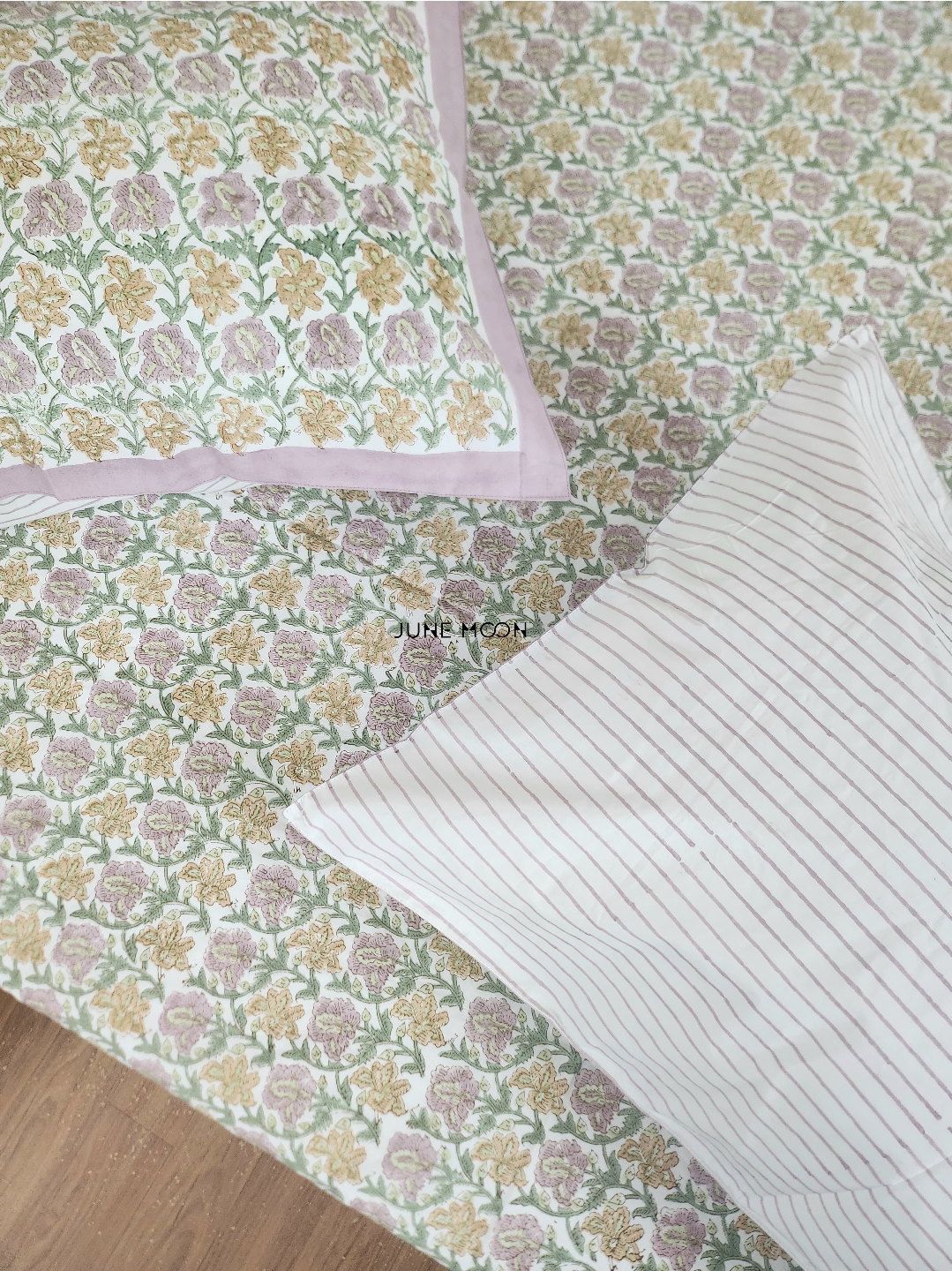 Lavendelle - Block Printed Bedsheet Set