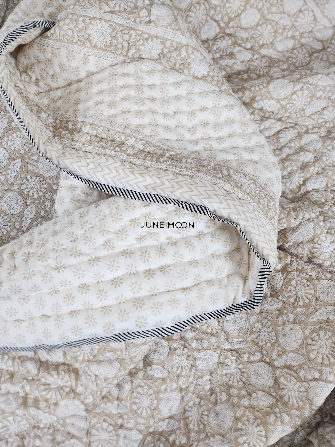 Saundh - Block Printed Muslin Quilt