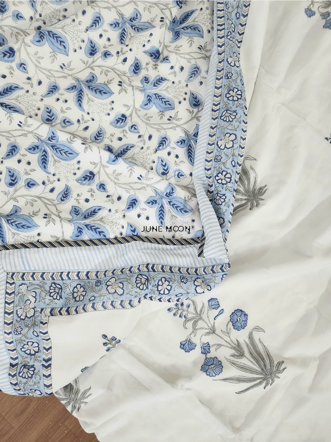 Falak - Set of Dohar & Bedsheet