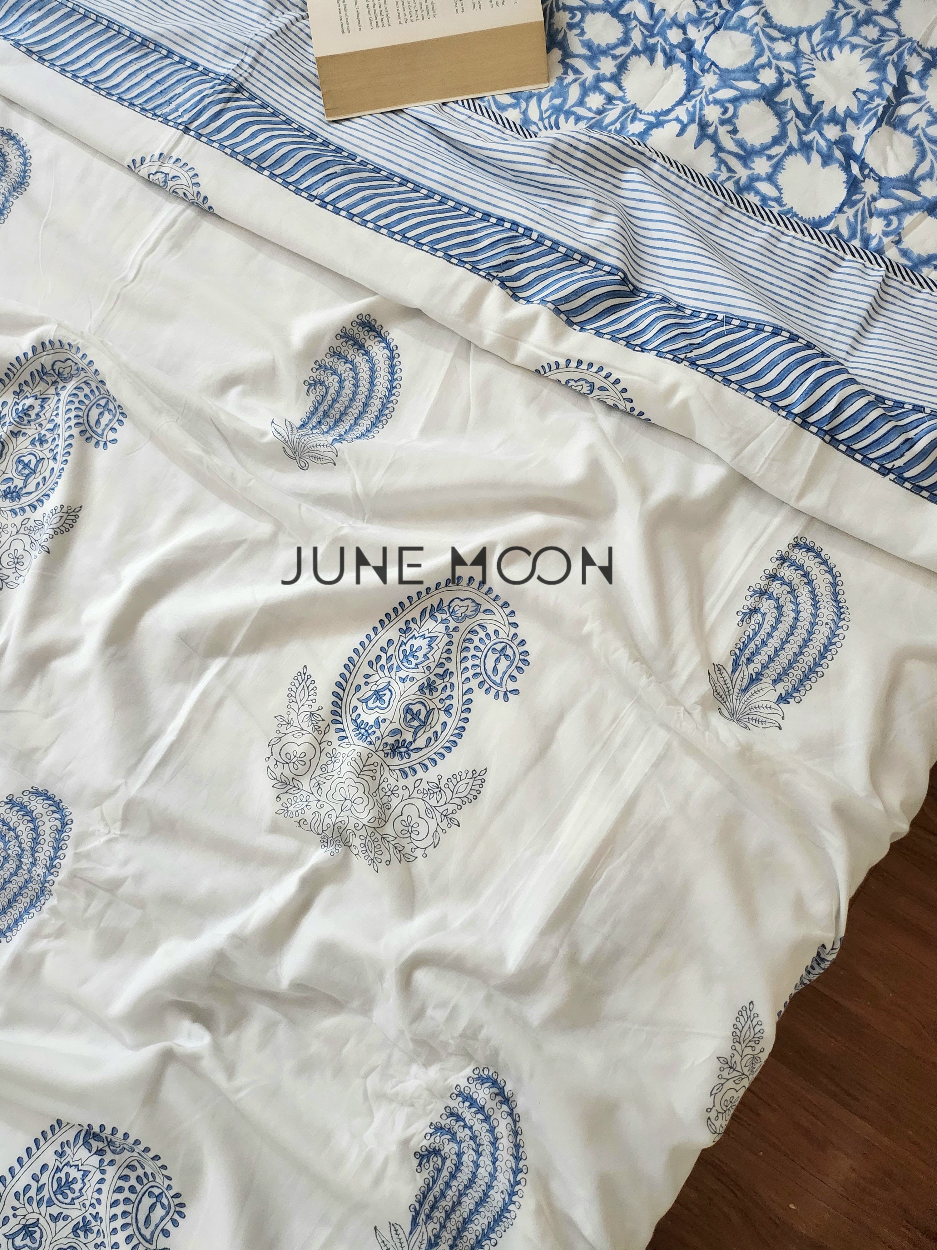 Siri Miri - Set of Dohar & Bedsheet