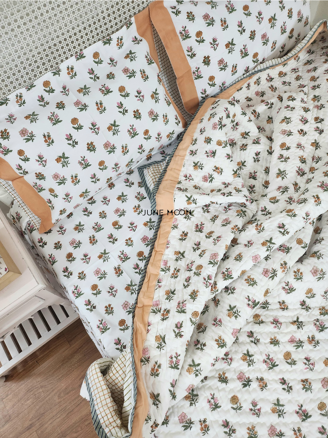 Barfi - Set of Quilt & Bedsheet