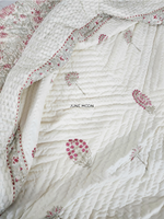 Load image into Gallery viewer, Mehreen - Block Printed Muslin Quilt