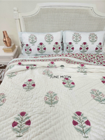 Load image into Gallery viewer, Lady Ruby - Block Printed Muslin Quilt