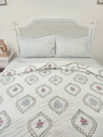 Load image into Gallery viewer, Autumn Rose - Block Printed Muslin Quilt