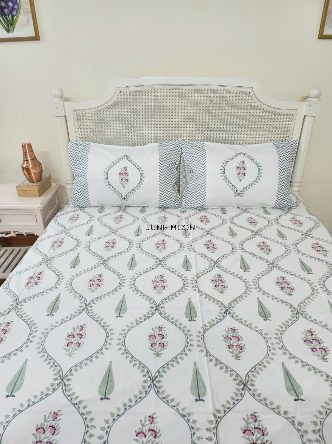 Pearl Poetry - Block Printed Bedsheet Set