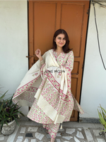 Load image into Gallery viewer, Dilnaaz - Block Printed Suit Set (Kurta, Pants & Dupatta)