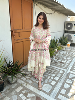Load image into Gallery viewer, Dilnaaz - Block Printed Suit Set (Kurta, Pants & Dupatta)