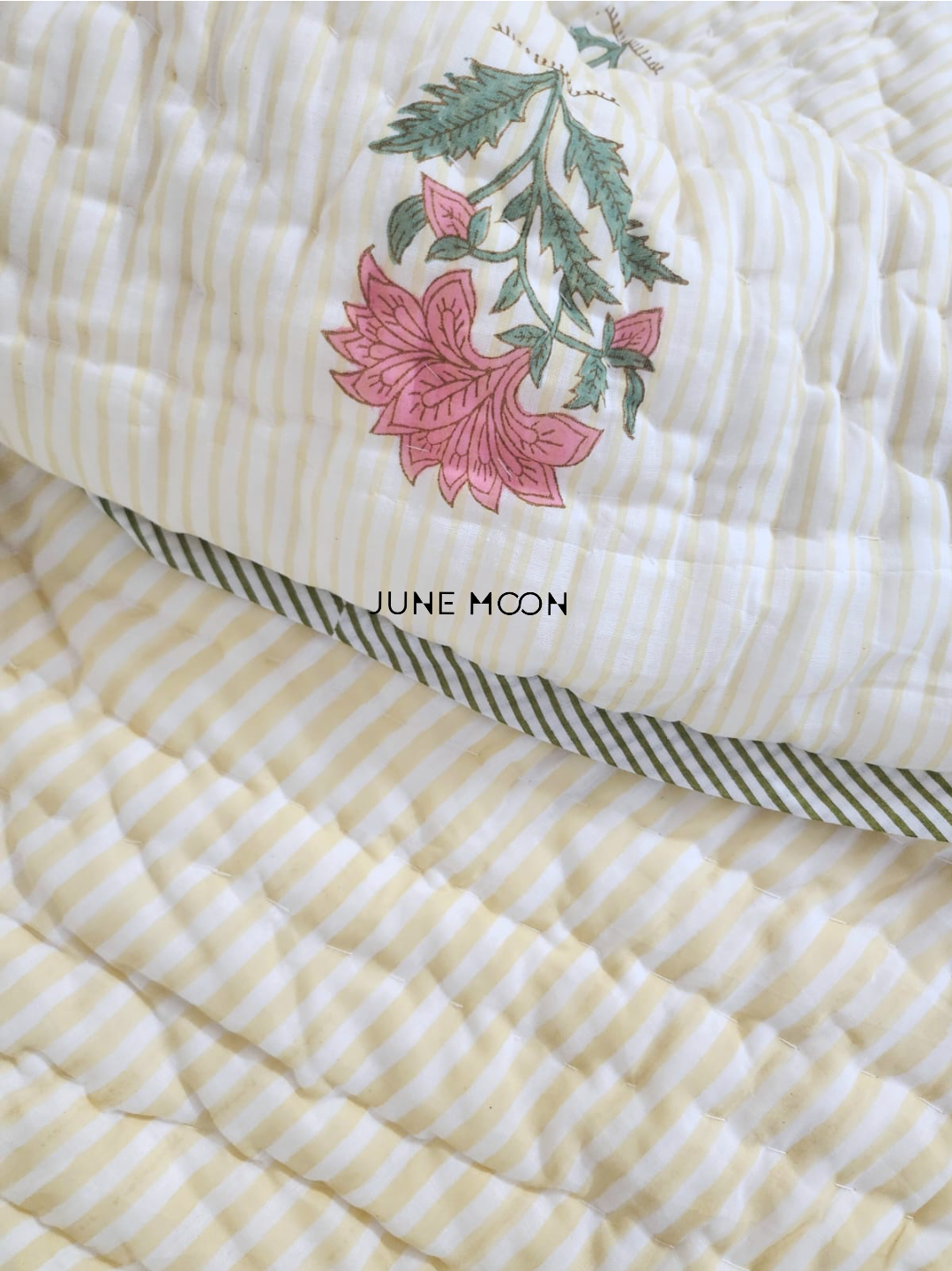 Honey Brook - Set of Quilt & Bedsheet