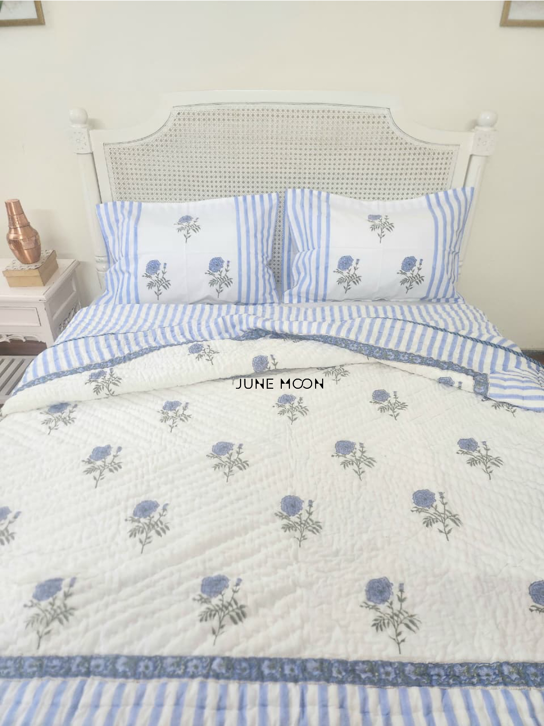 Dutch Evening - Set of Quilt & Bedsheet