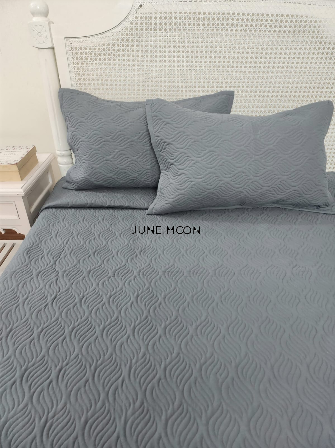 Jahaan - Quilted Bedcover Set