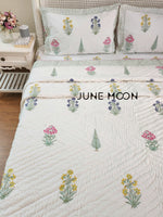 Load image into Gallery viewer, Visions of Eden - Set of Quilt &amp; Bedsheet
