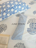 Load image into Gallery viewer, Siri Miri - Block Printed Bedsheet Set
