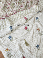 Load image into Gallery viewer, Hues of India - Block Printed Muslin Quilt
