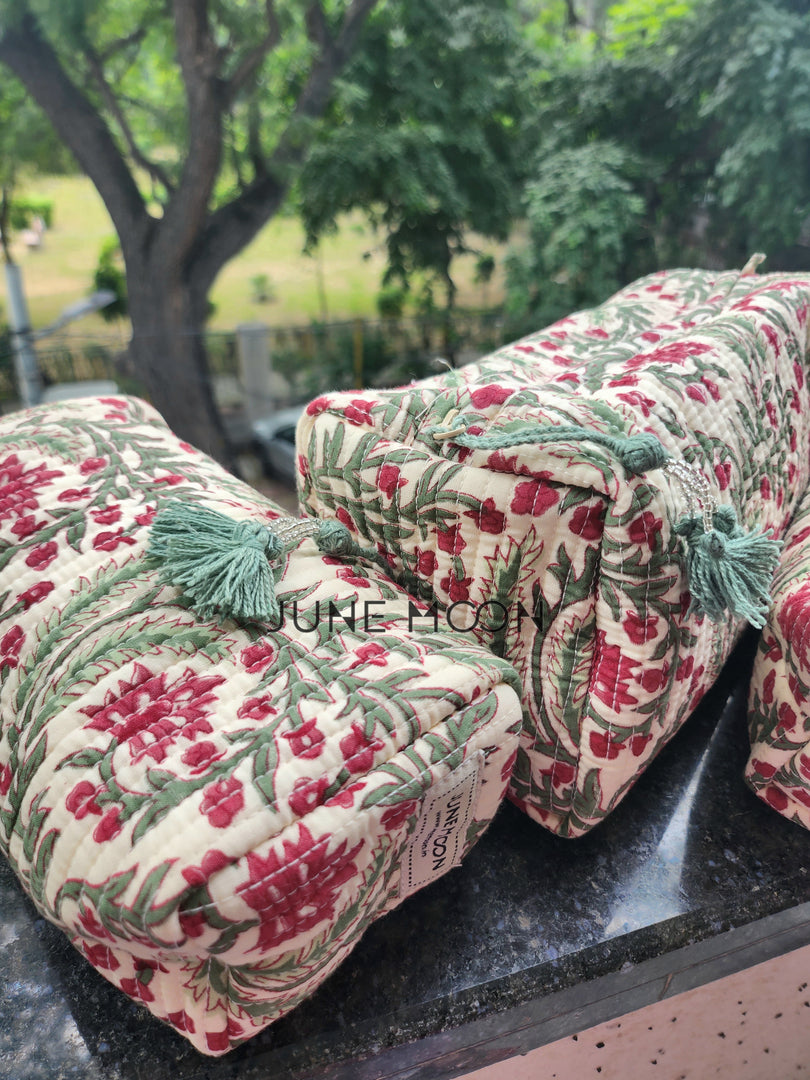 Miss Floral - Set Of 3 Cosmetic Bags