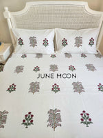 Load image into Gallery viewer, Gul Rang - Block Printed Bedsheet Set
