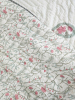 Load image into Gallery viewer, Coral Crush-Block Printed Muslin Quilt (Cream Base)
