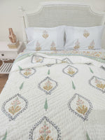 Load image into Gallery viewer, Hues Of India - Block Printed Muslin Quilt
