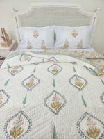 Load image into Gallery viewer, Hues Of India - Block Printed Muslin Quilt

