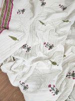 Load image into Gallery viewer, Mehrunisa - Block Printed Muslin Quilt
