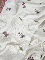 Load image into Gallery viewer, Mehrunisa - Block Printed Muslin Quilt
