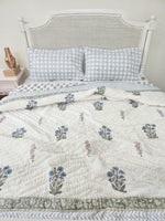 Load image into Gallery viewer, Balmy Seas - Block Printed Muslin Quilt
