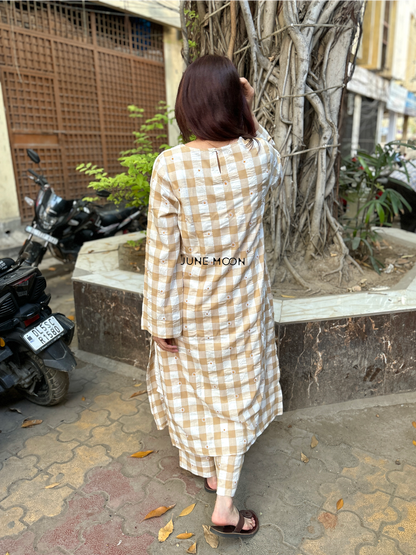 Suhaani - Embroidered Set Of Kurta &amp; Pants