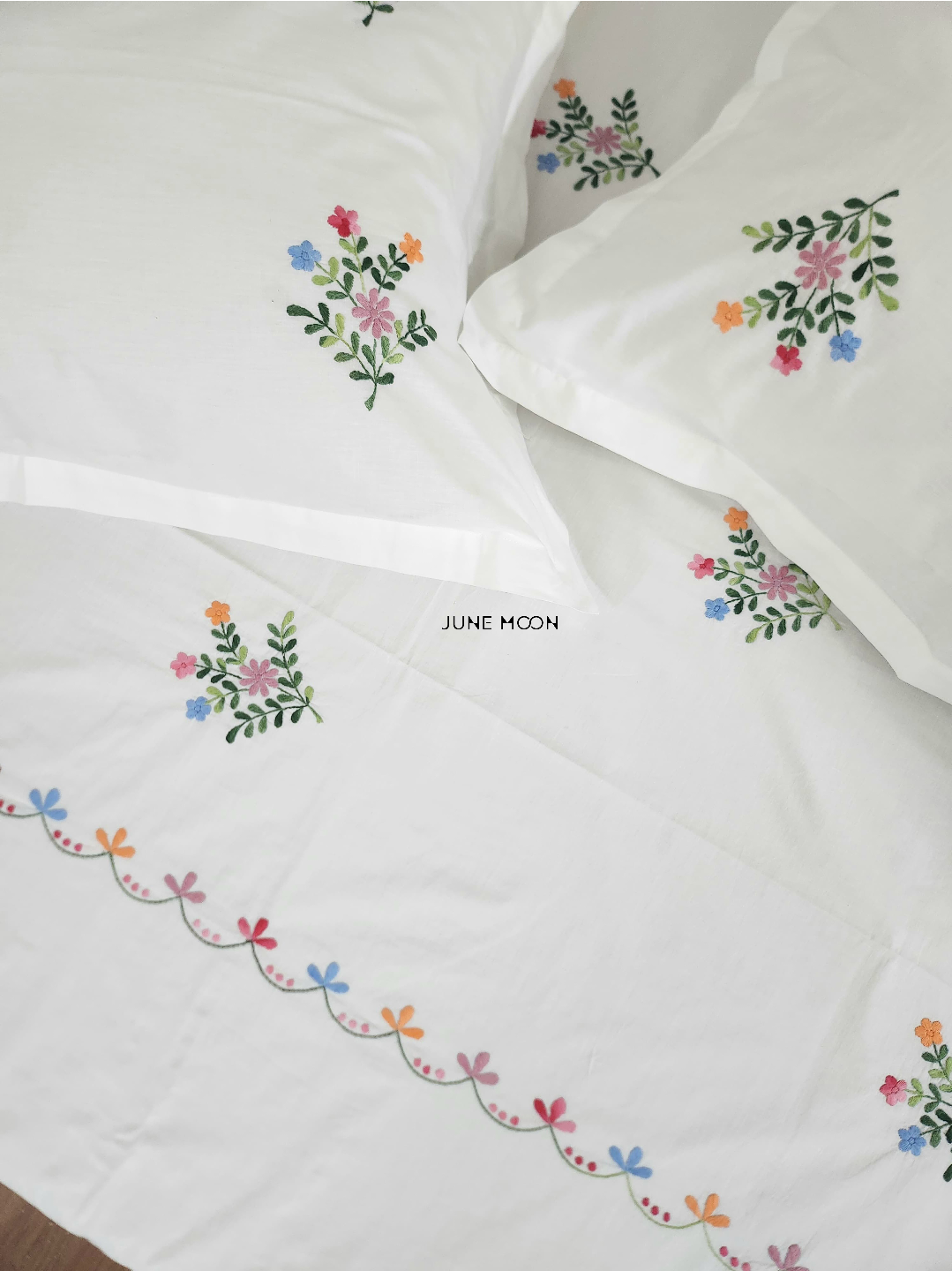 Katherine - Embroidered Bedsheet Set