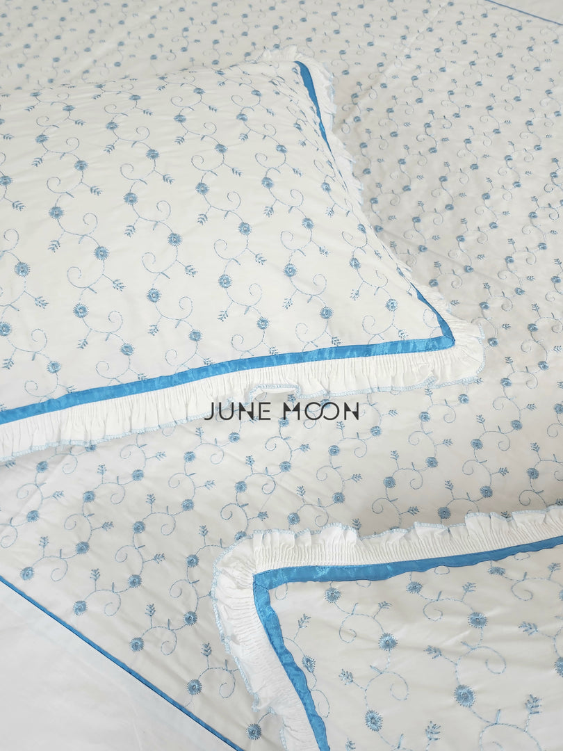 Daphne - Embroidered Bedsheet Set