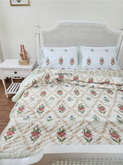 Into The Woods - Set of Quilt &amp; Bedsheet