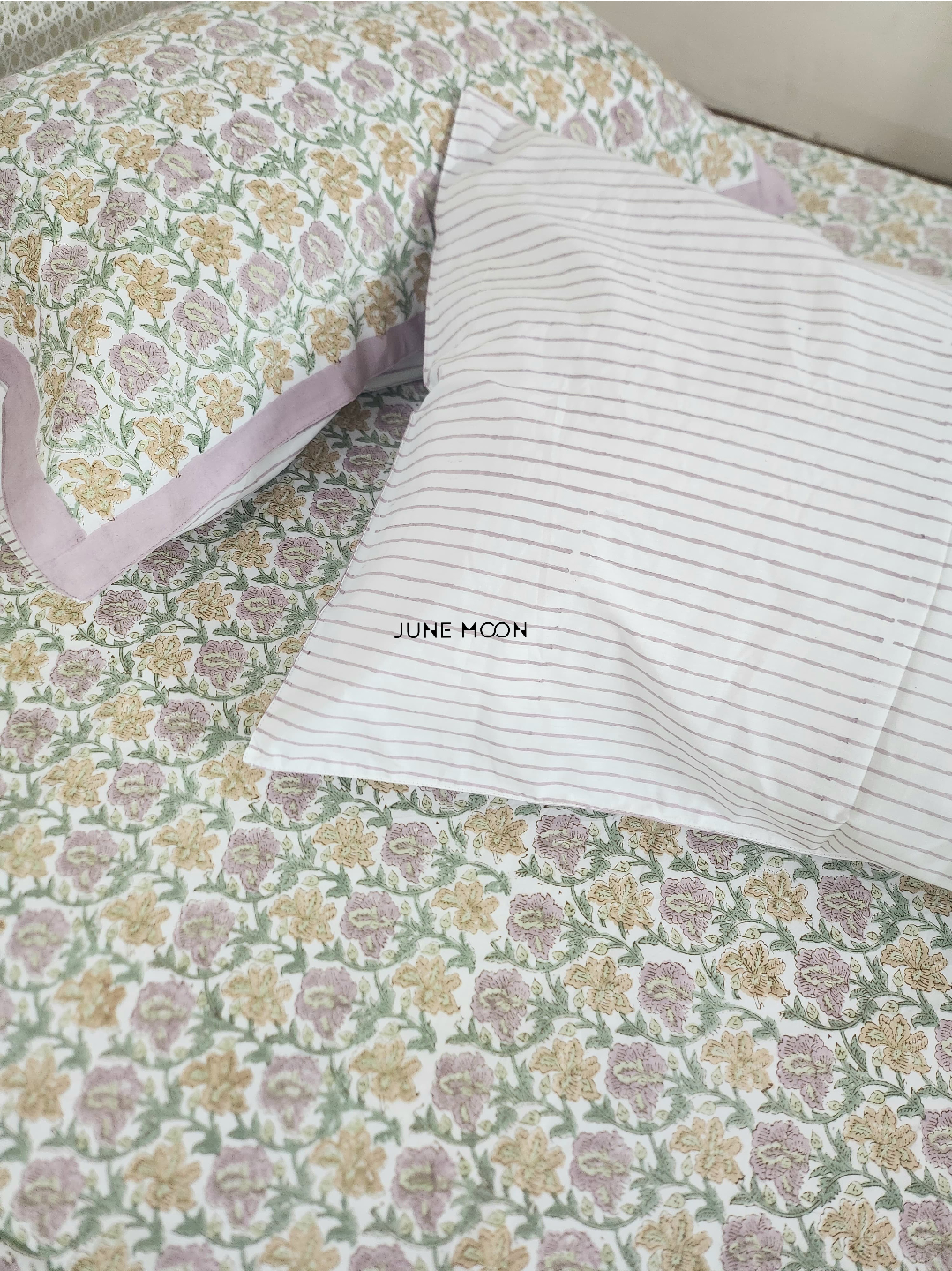 Lavendelle - Block Printed Bedsheet Set