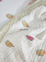 Load image into Gallery viewer, Golden Oak - Set of Quilt &amp; Bedsheet
