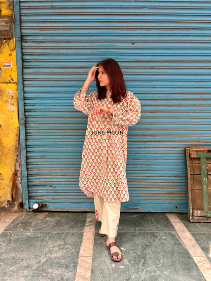 Nafeesa - Loose Fit Kurta With Pants