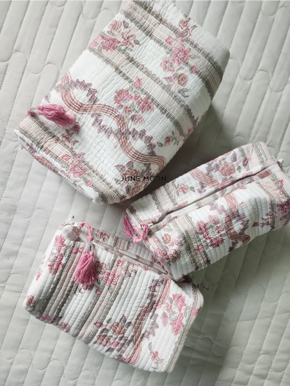 Naveli - Set of 3 Cosmetic Bags