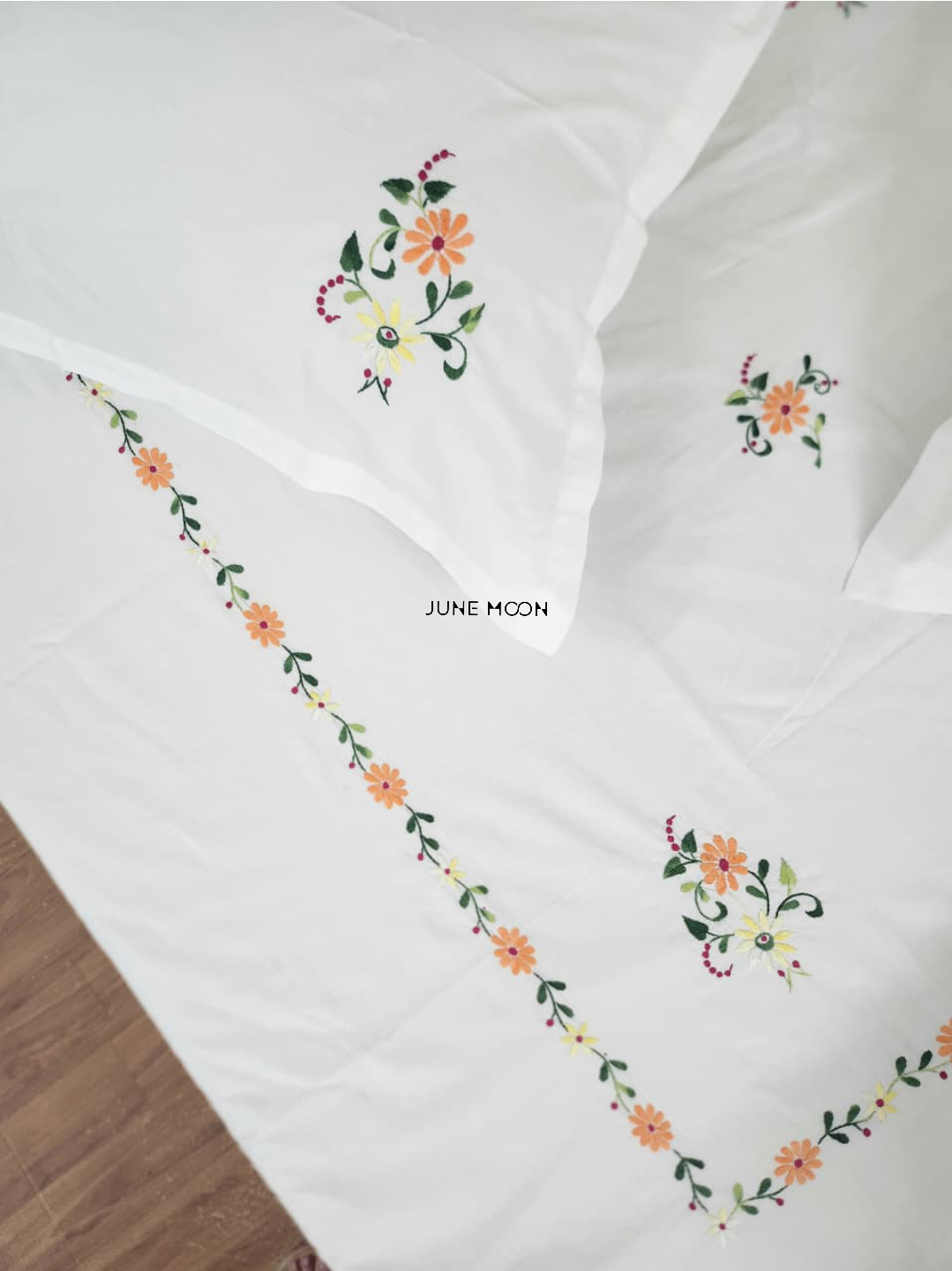 Magnolia - Embroidered Bedsheet Set