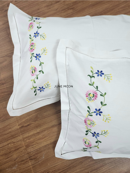 Bella - Set Of 2 Embroidered Pillow Cases