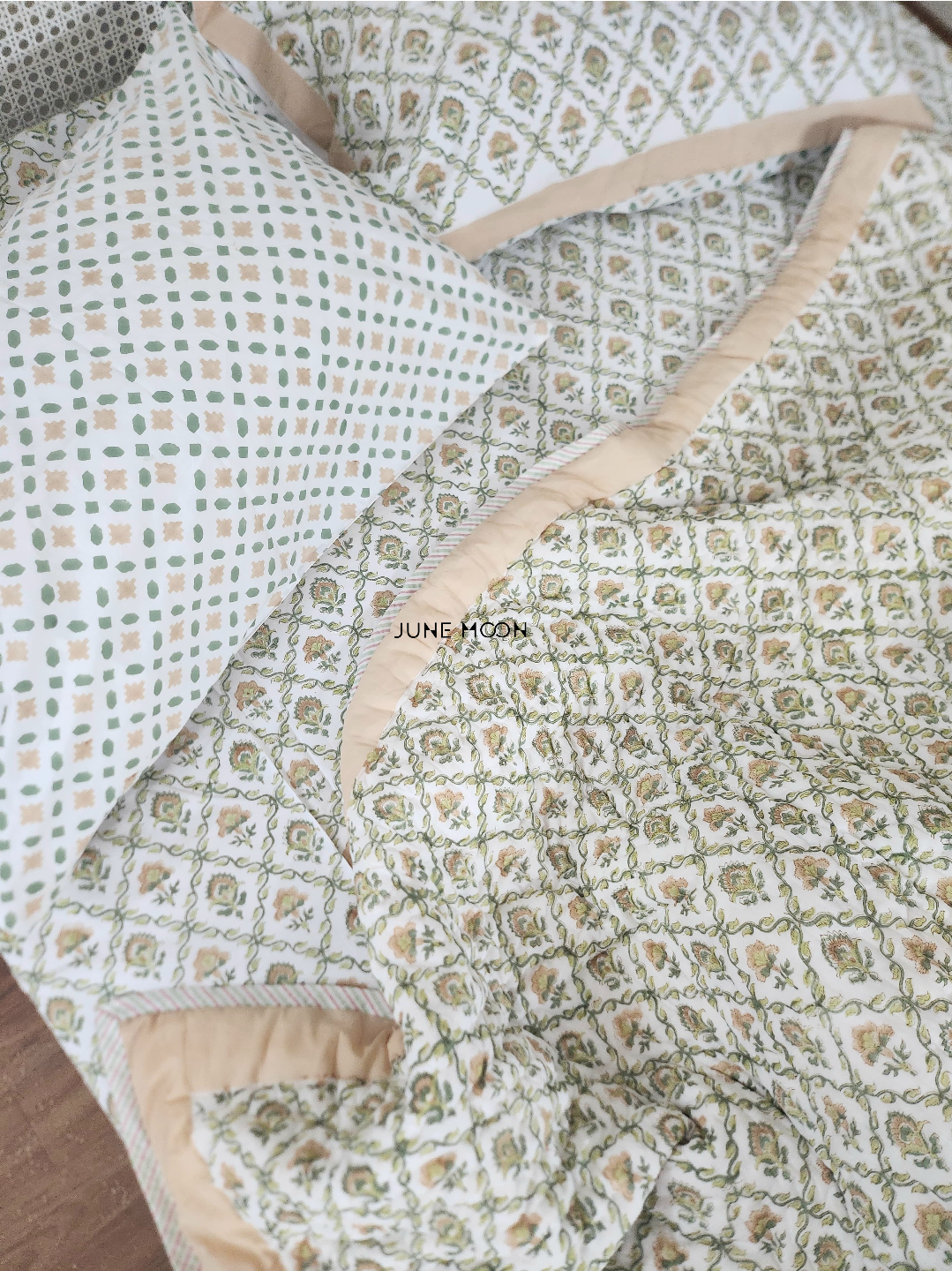 Albeli - Block Printed Muslin Quilt