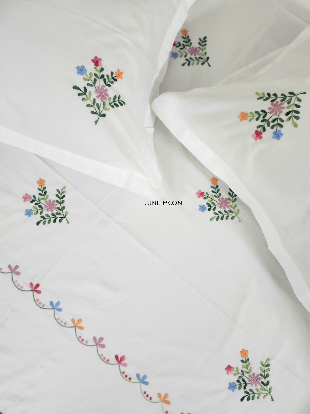 Katherine - Embroidered Bedsheet Set