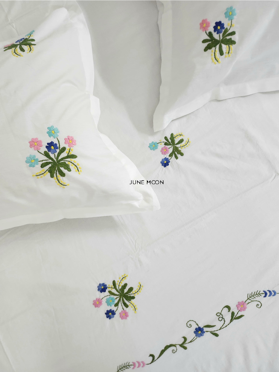 Margaret - Embroidered Bedsheet Set