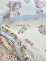 Load image into Gallery viewer, Floresta - Block Printed Muslin Quilt
