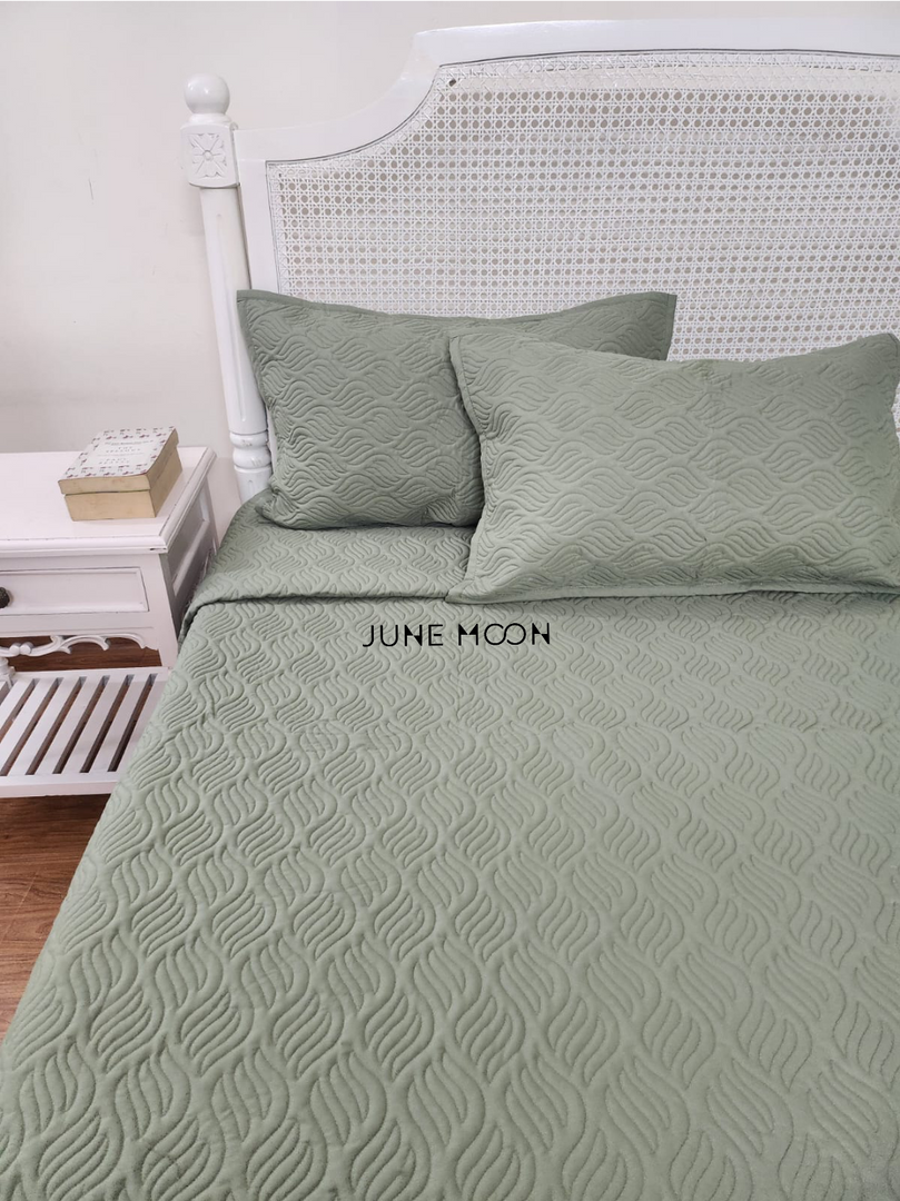 Jahaan - Quilted Bedcover Set