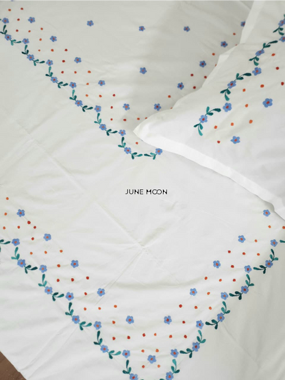 Freda - Embroidered Bedsheet Set