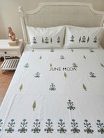 Load image into Gallery viewer, Chandni Bagh - Block Printed Bedsheet Set
