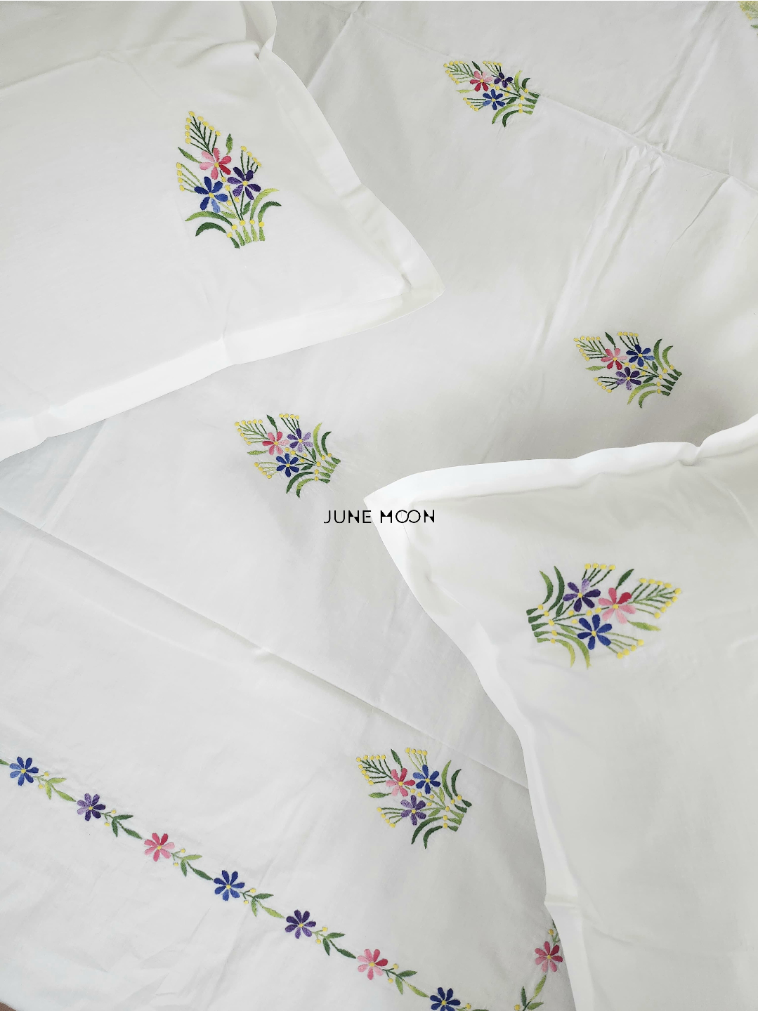 Beatrice - Embroidered Bedsheet Set